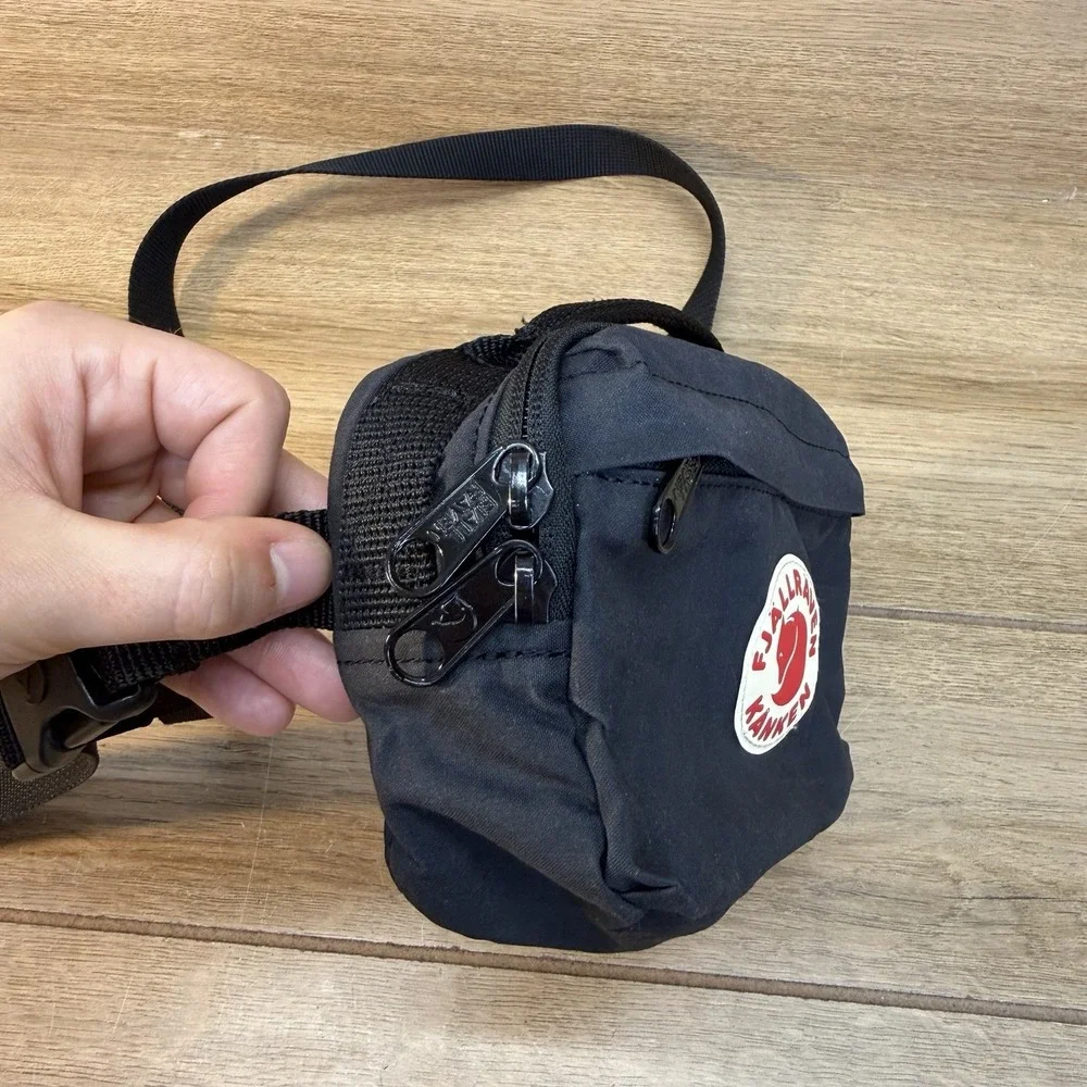 FjallRaven Kanken Hip Fanny Pack Compact Pockets Adjustable Strap Travel Black